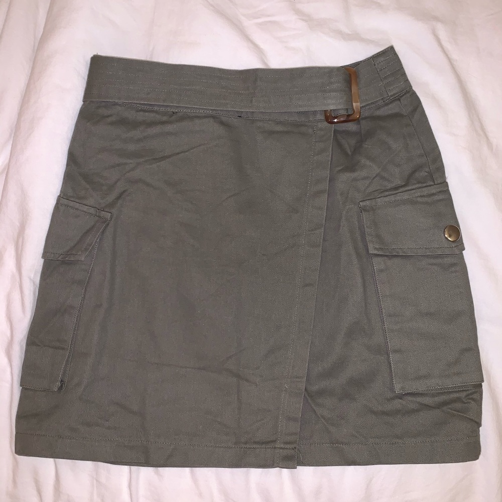 green cargo skirt